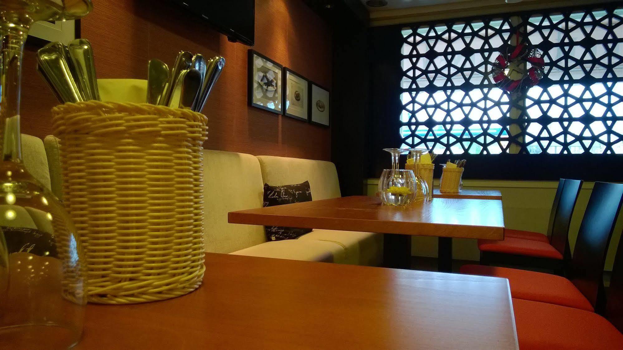 Pietari Kylliaeinen Hotel Savonlinna