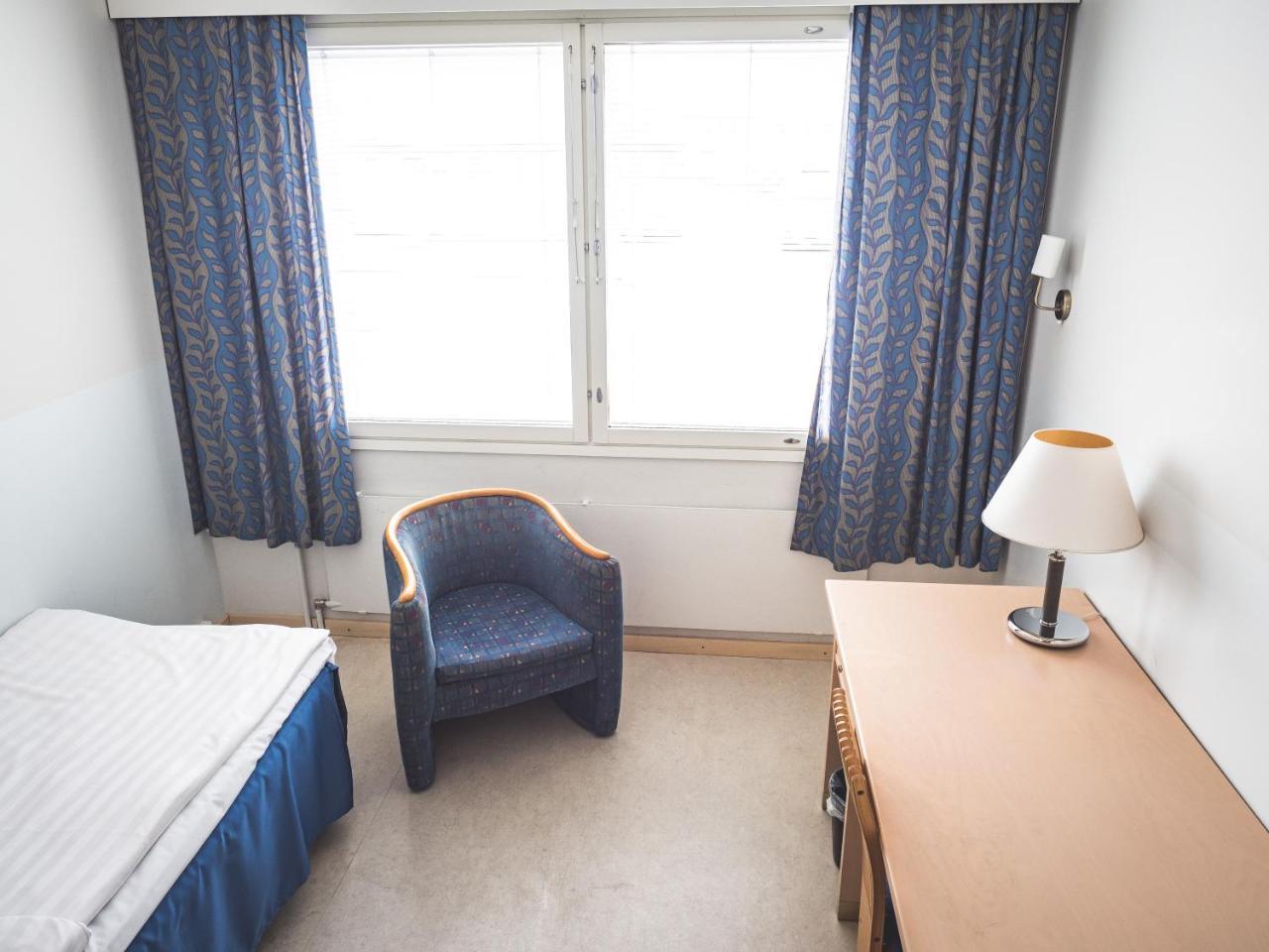 Pietari Kylliaeinen Hotel 3*